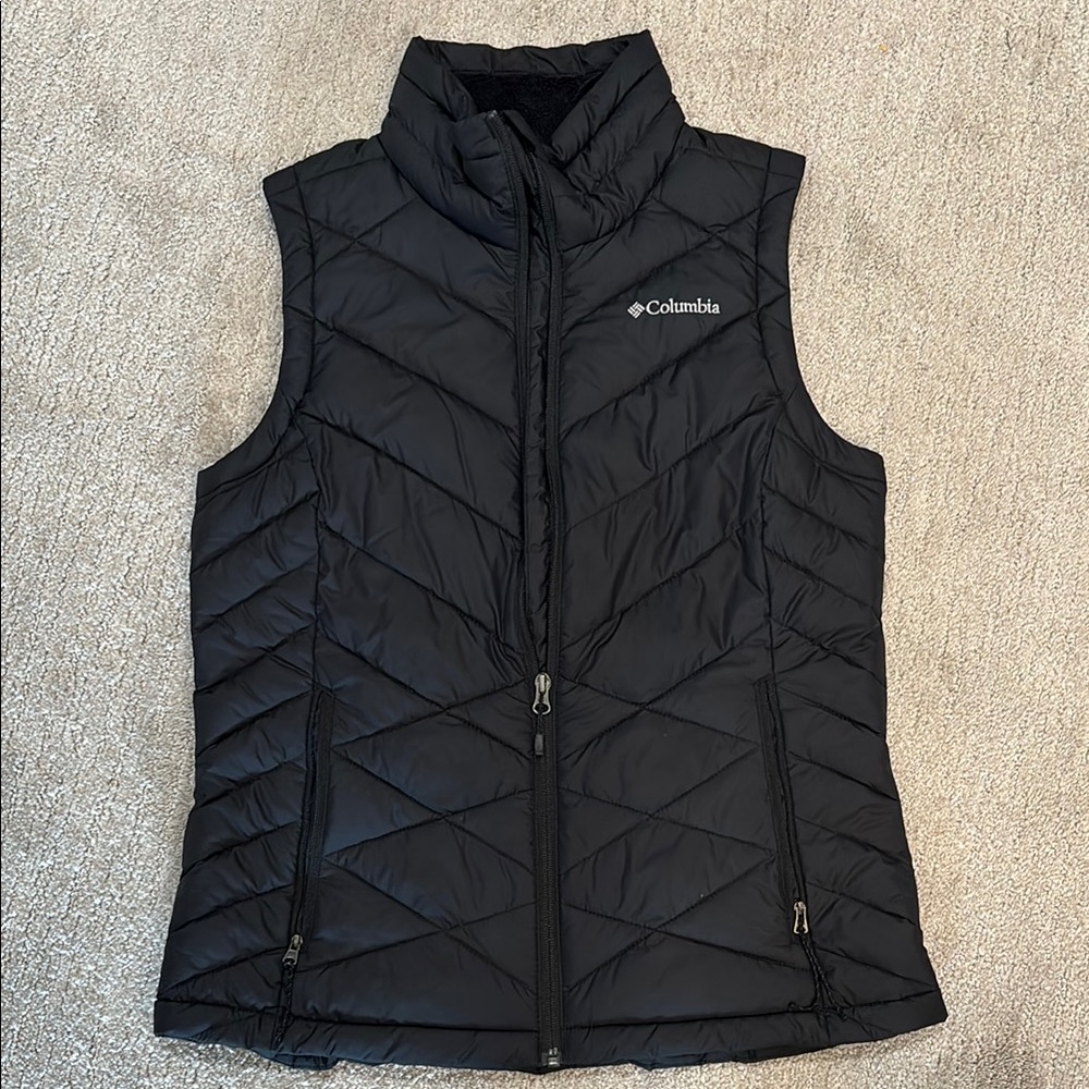 Columbia Women's Black Quilted Puffer Vest